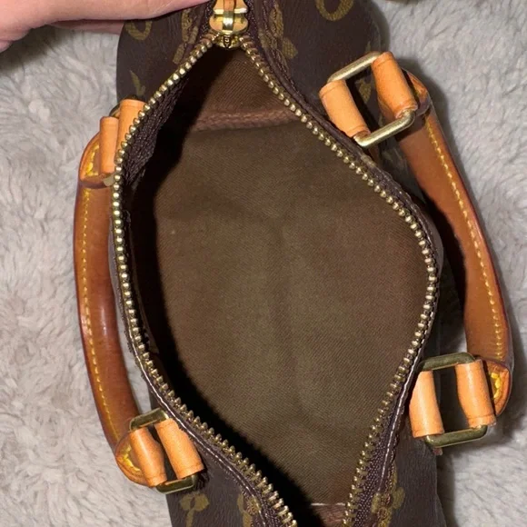 Louis Vuitton Brown and Tan Monogram Satchel - Picture 9 of 9